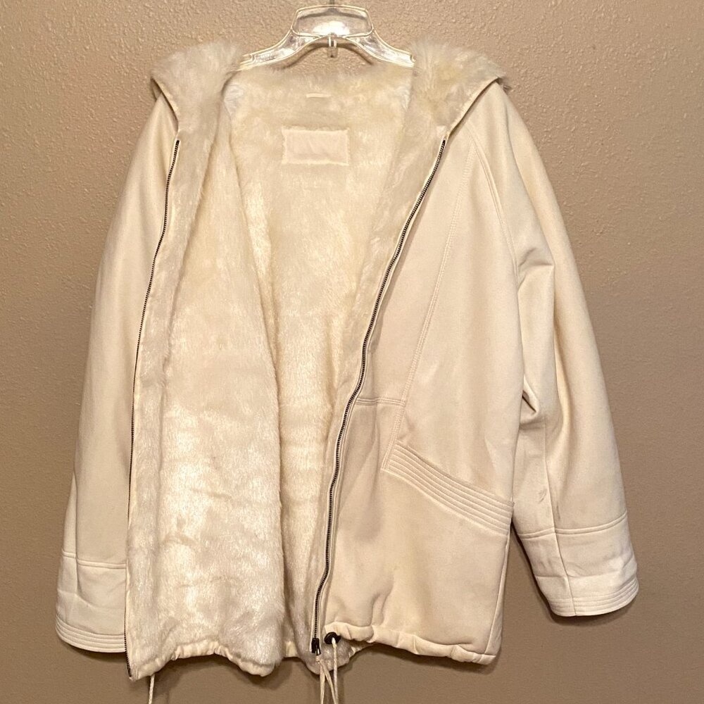 VINTAGE Ivory Parka Coat Faux Fur Lining Hood Zip Front No Tags Approx Size L